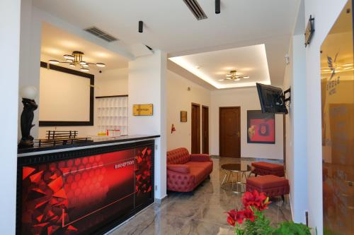 hotel eagle