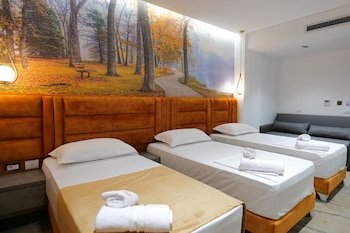 hotel eagle