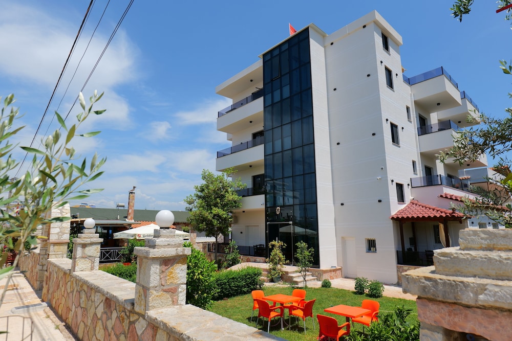 hotel eagle