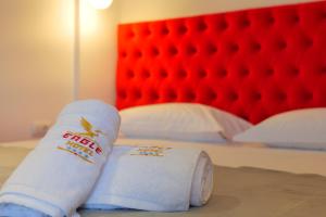 hotel eagle