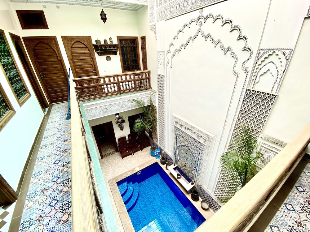 riad nouhal