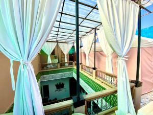 riad nouhal