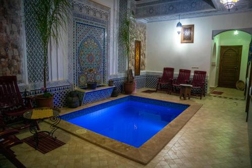 riad nouhal