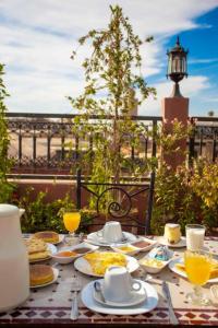 riad nouhal