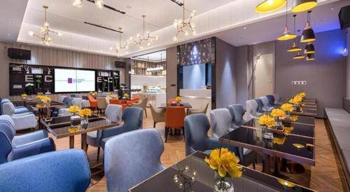 echarm hotel nanning jinhu square subway station