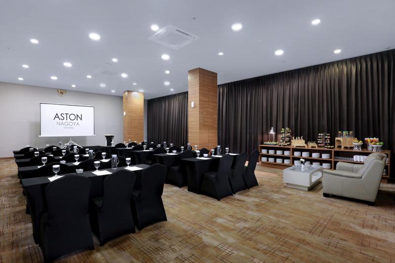 Aston Nagoya City Hotel,,3 star