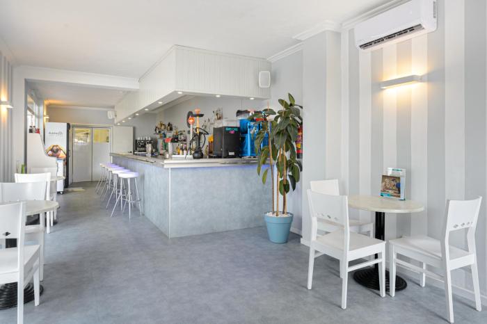 aparhotel vibra central city adults only