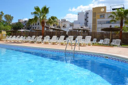 aparhotel vibra central city adults only