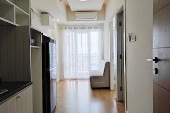 cozy stay and homey 2br vida view apartment