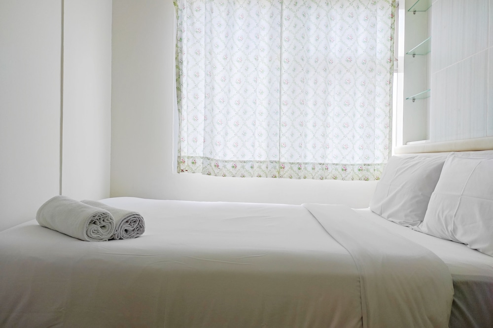 cozy stay and homey 2br vida view apartment