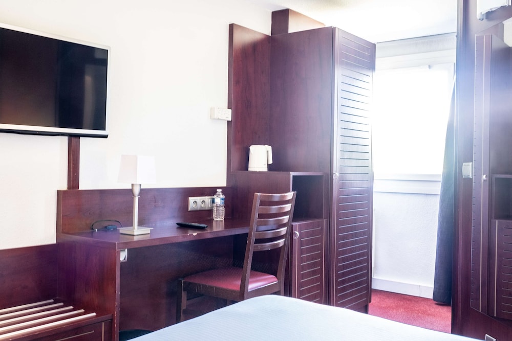 kyriad bordeaux lormont