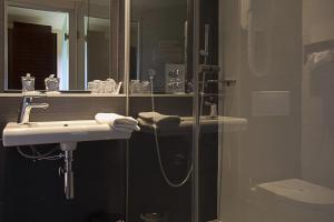 kyriad bordeaux lormont