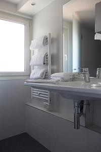 kyriad bordeaux lormont