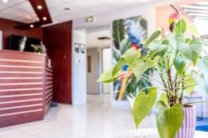 kyriad bordeaux lormont