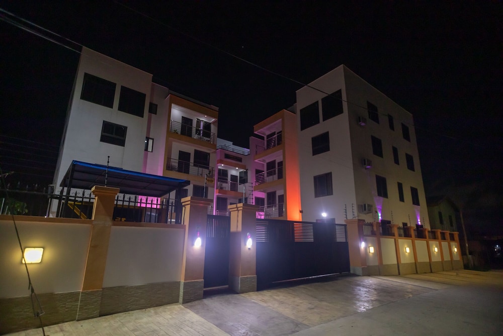 washington court apartments
