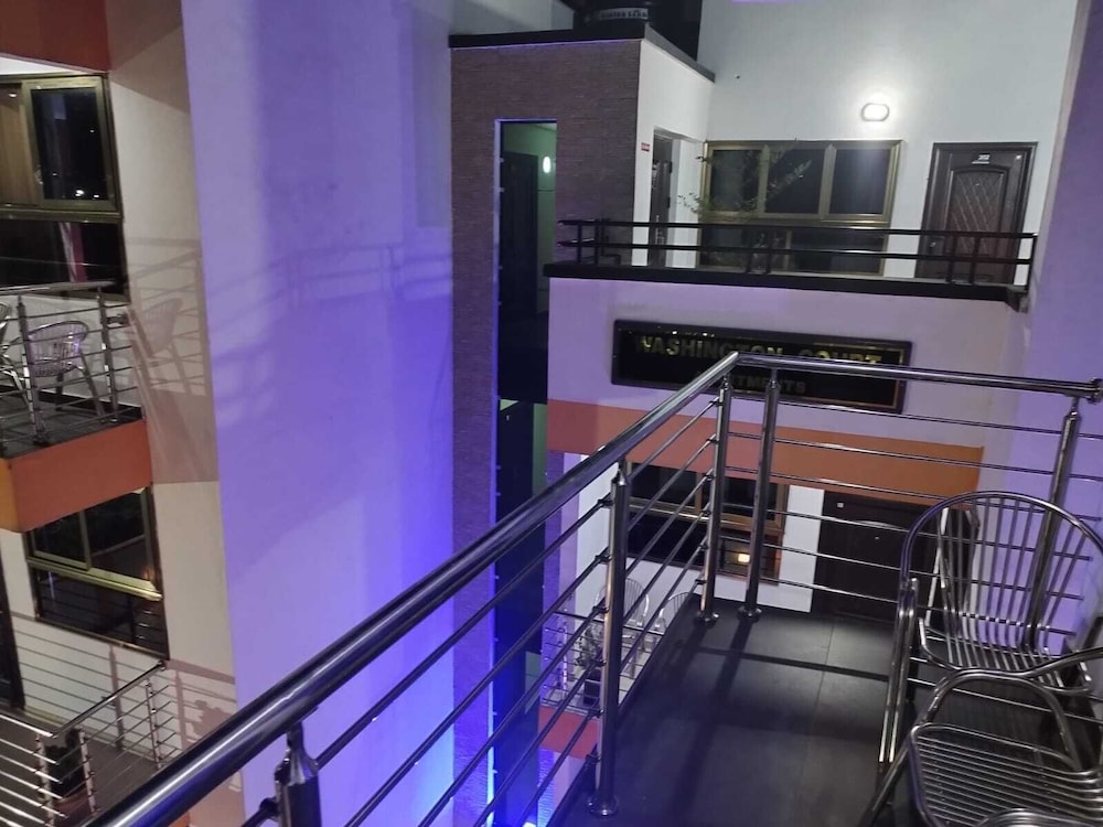 washington court apartments