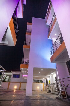 washington court apartments