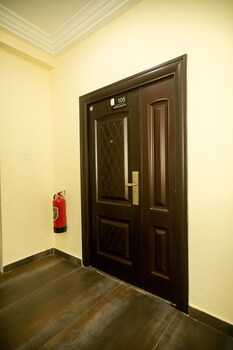 washington court apartments