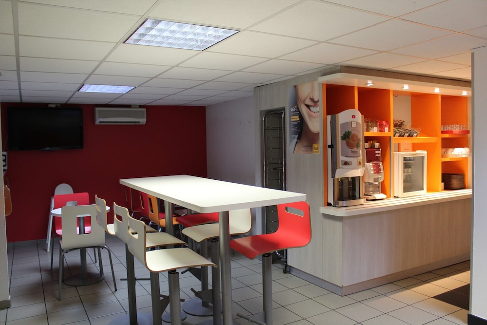 premiere classe bordeaux east lormont