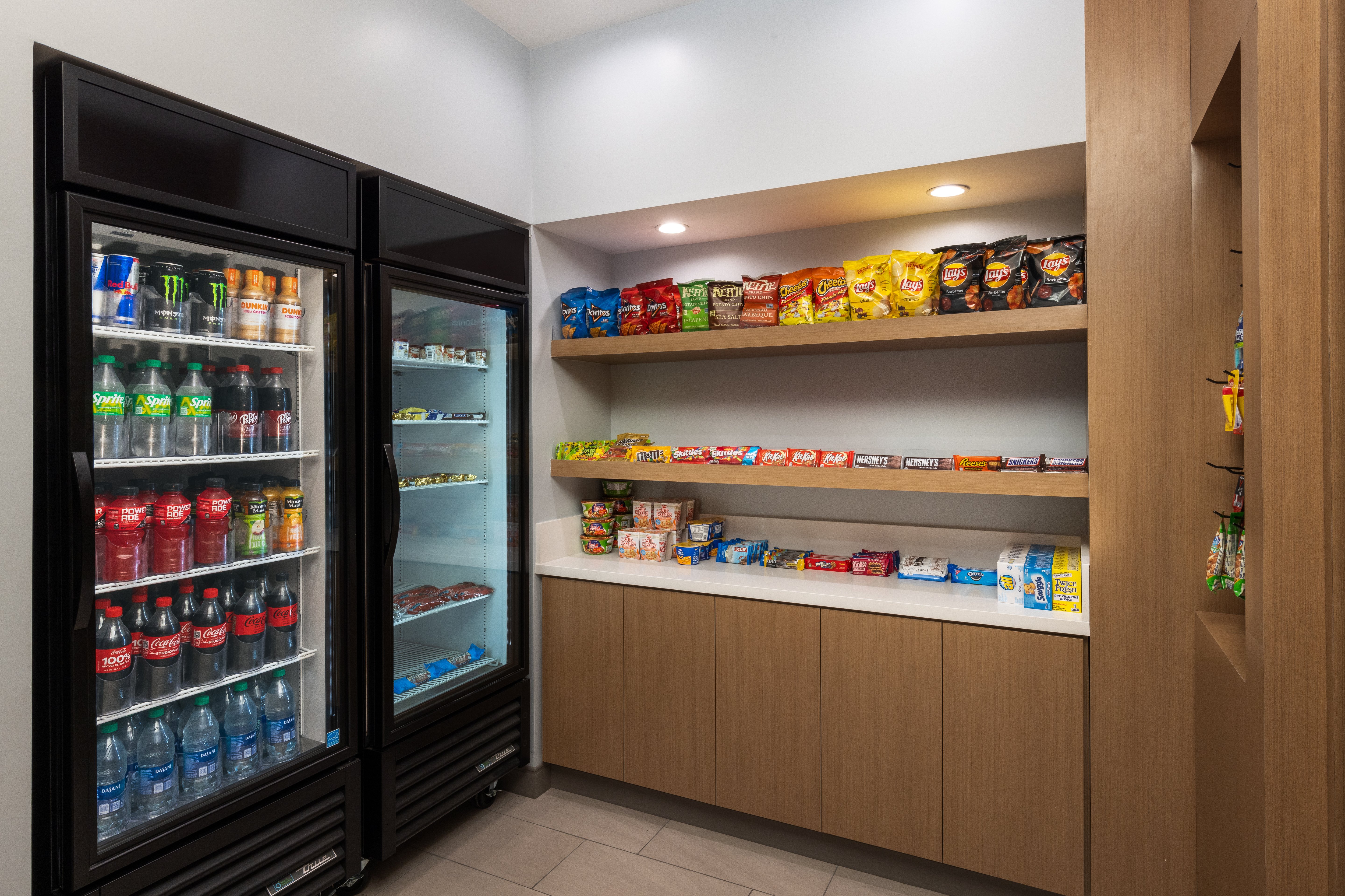 holiday inn express and suites hawaiian gardens an ihg hotel