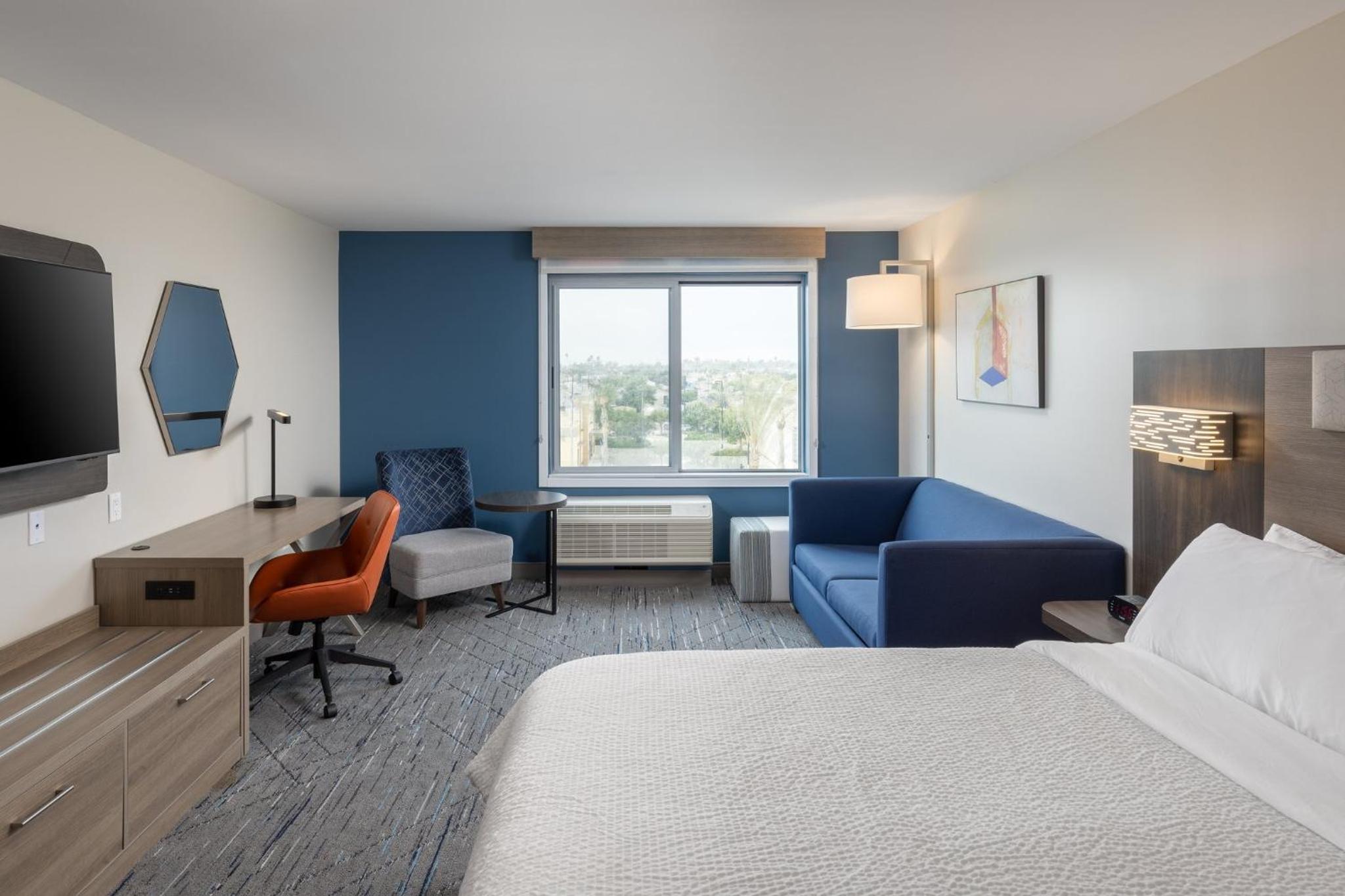 holiday inn express and suites hawaiian gardens an ihg hotel