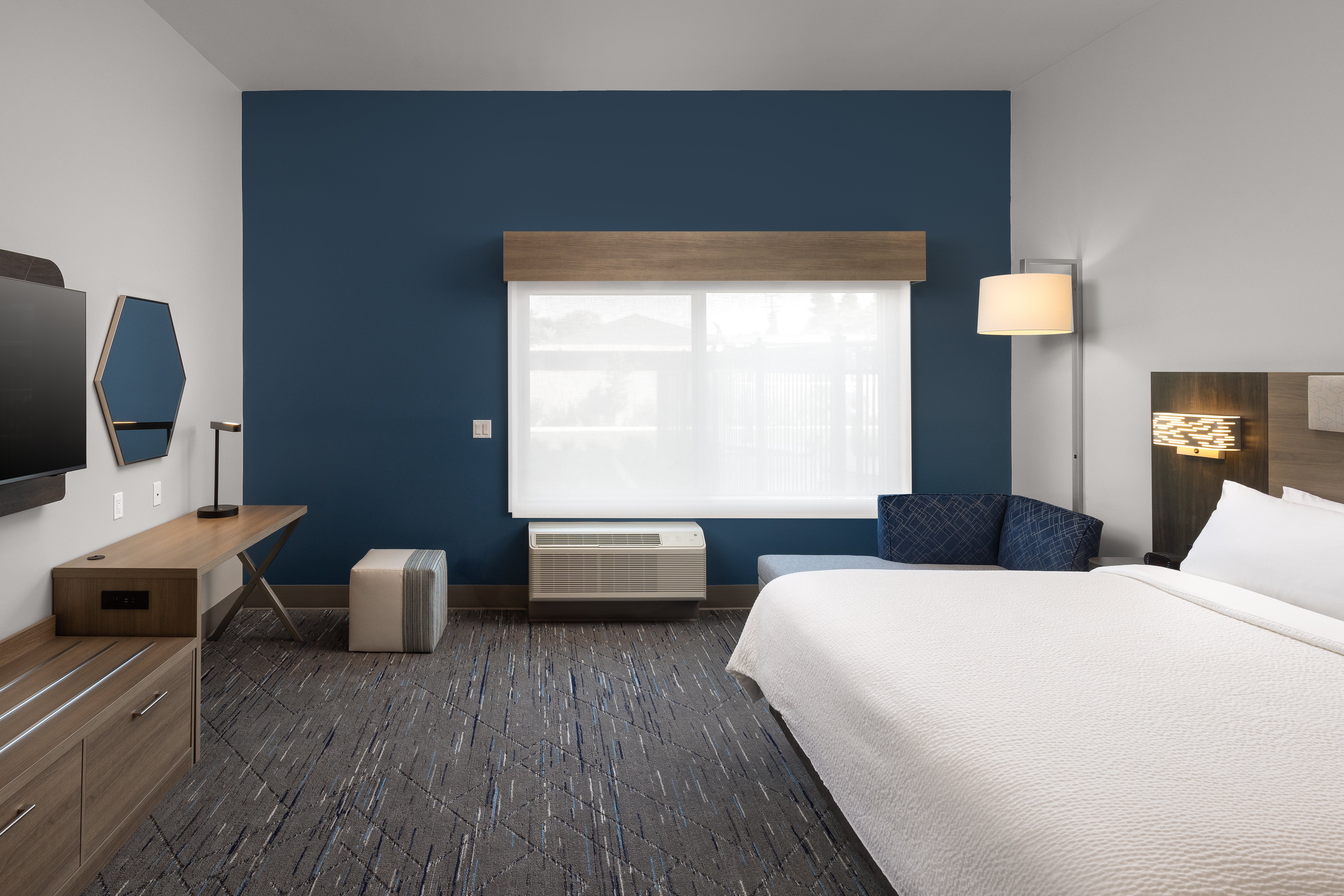 holiday inn express and suites hawaiian gardens an ihg hotel