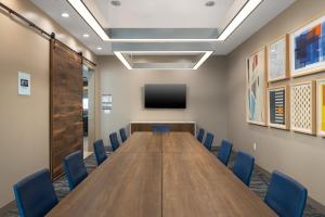 holiday inn express and suites hawaiian gardens an ihg hotel