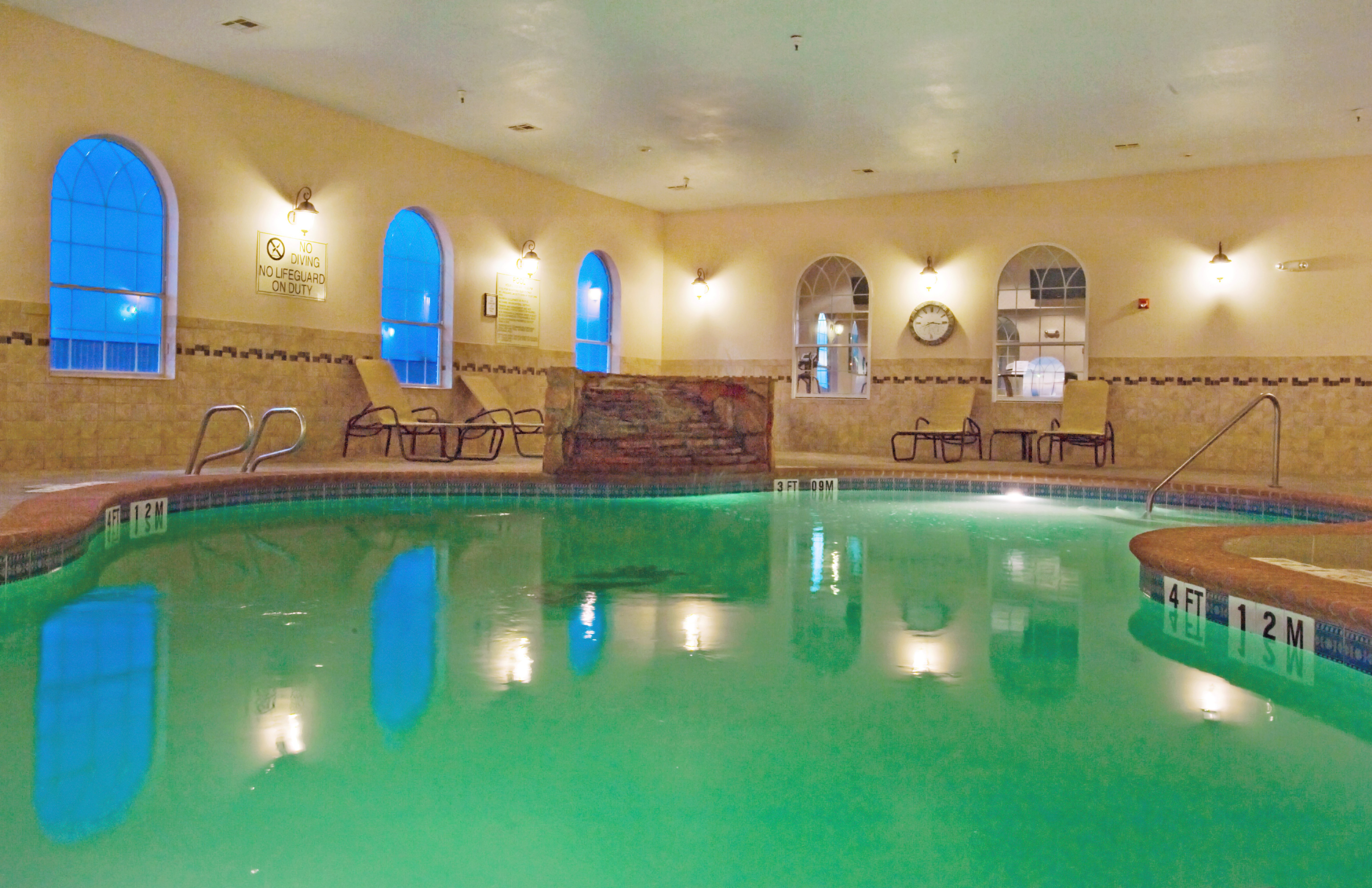 holiday inn express and suites levelland by ihg