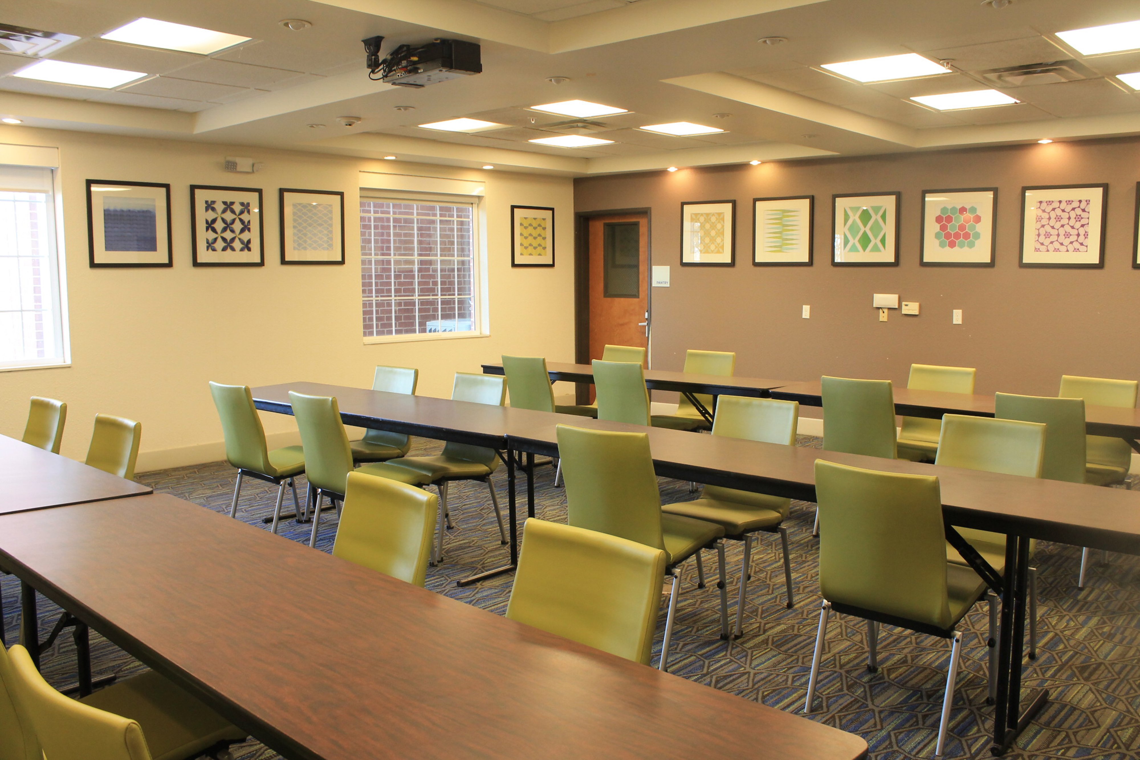 holiday inn express and suites levelland by ihg