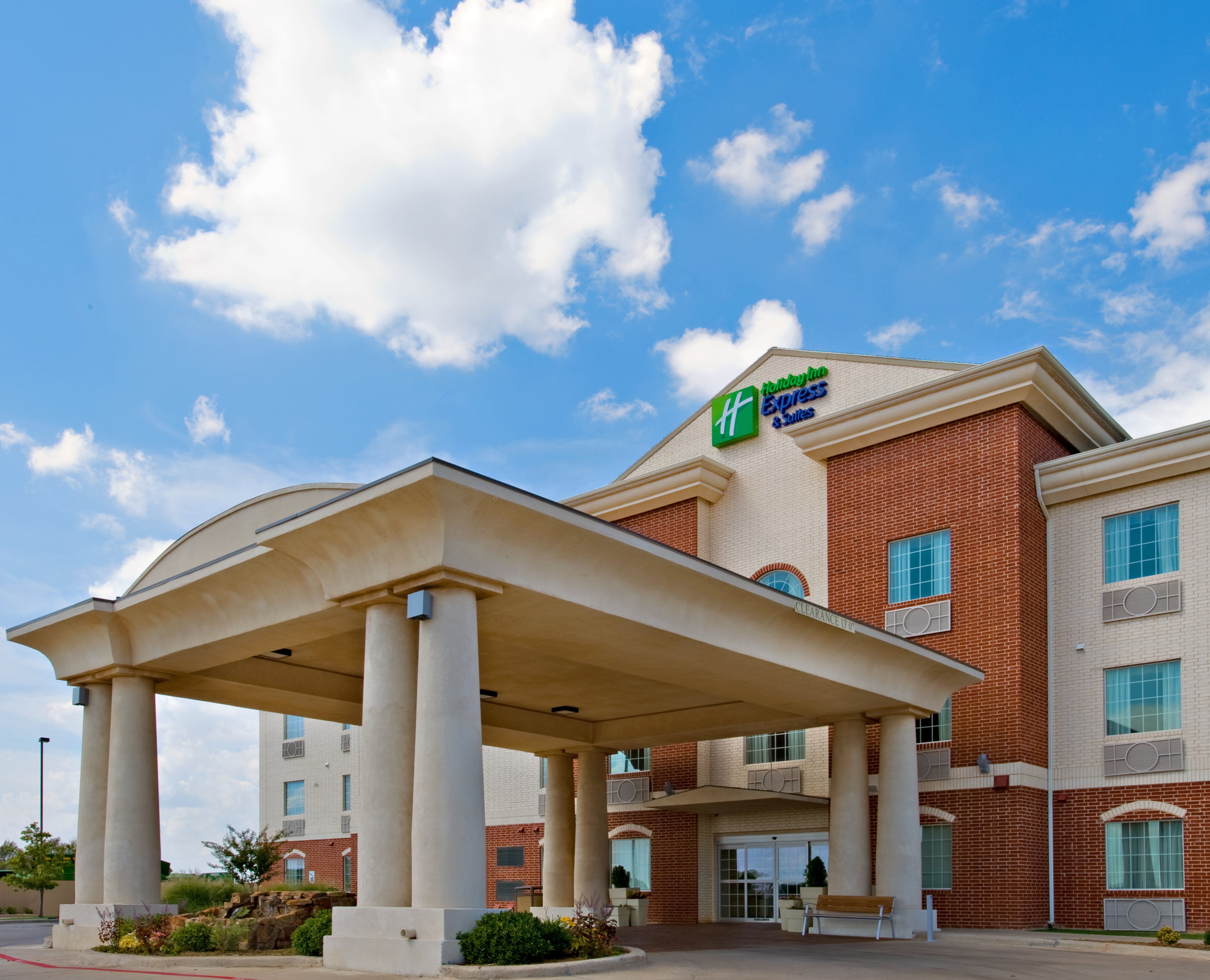 holiday inn express and suites levelland by ihg