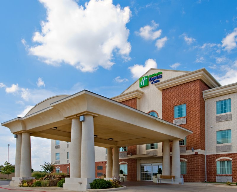 holiday inn express and suites levelland by ihg