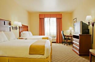 holiday inn express and suites levelland by ihg