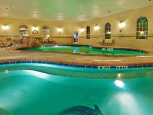 holiday inn express and suites levelland by ihg
