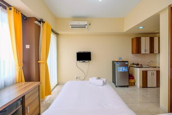 Comfort And Simply Studio Apartment At Margonda Residence 3,,0 star