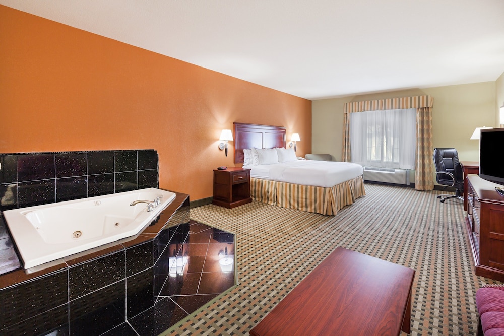 holiday inn express and suites east amarillo by ihg