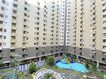 Cozy 3Br Furnished Apartment At Gateway Ahmad Yani Cicadas,,0 star