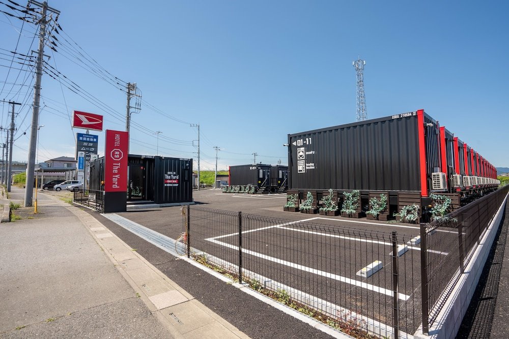 hotel r9 the yard honjo