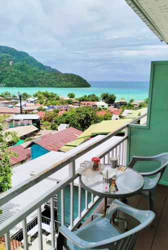 blue view house phi phi