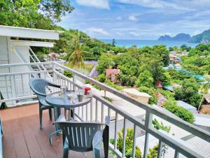 blue view house phi phi