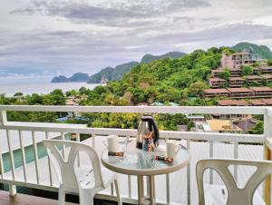 blue view house phi phi