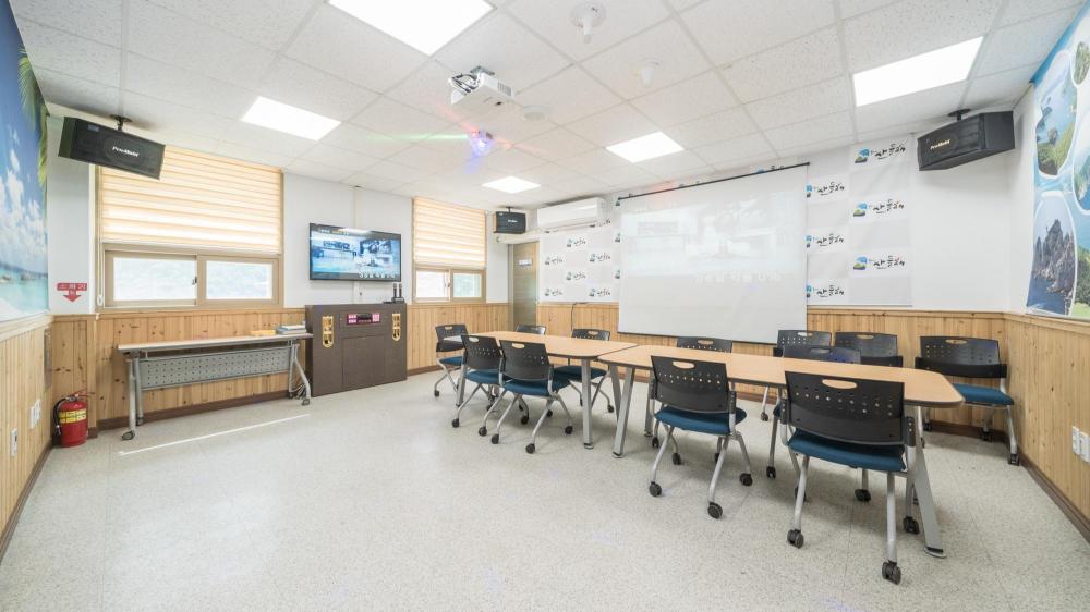 tongyoung sandeulhae healling pension