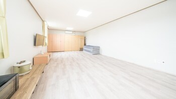 tongyoung sandeulhae healling pension