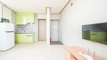 tongyoung sandeulhae healling pension