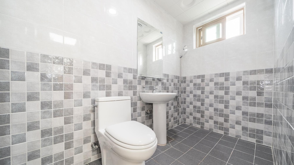 tongyoung sandeulhae healling pension