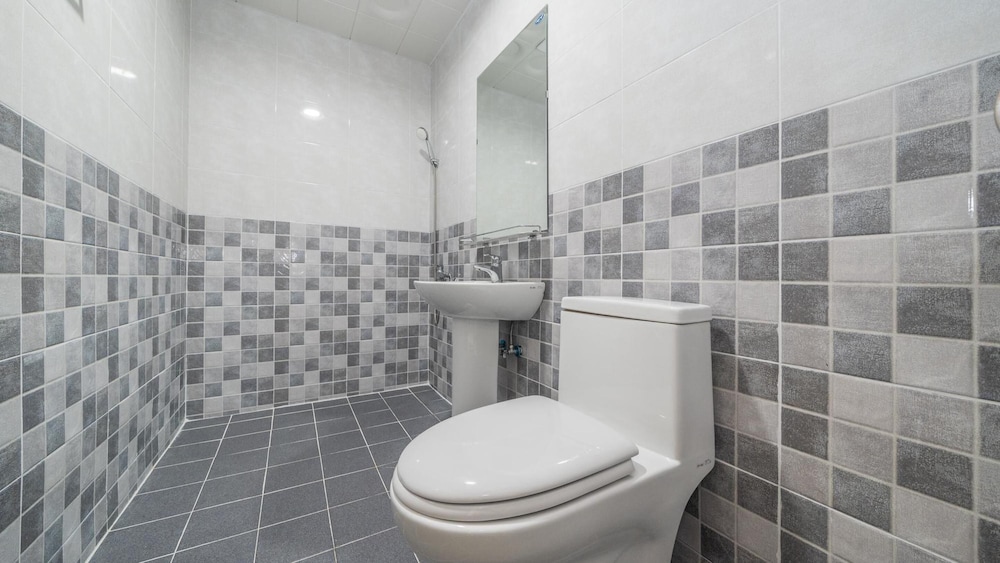 tongyoung sandeulhae healling pension