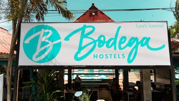 bodega pool party koh phangan