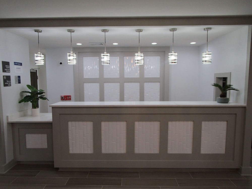 best western iowa lake charles east