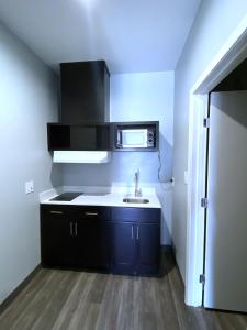 Palace Inn-Arcola,,2.5 star
