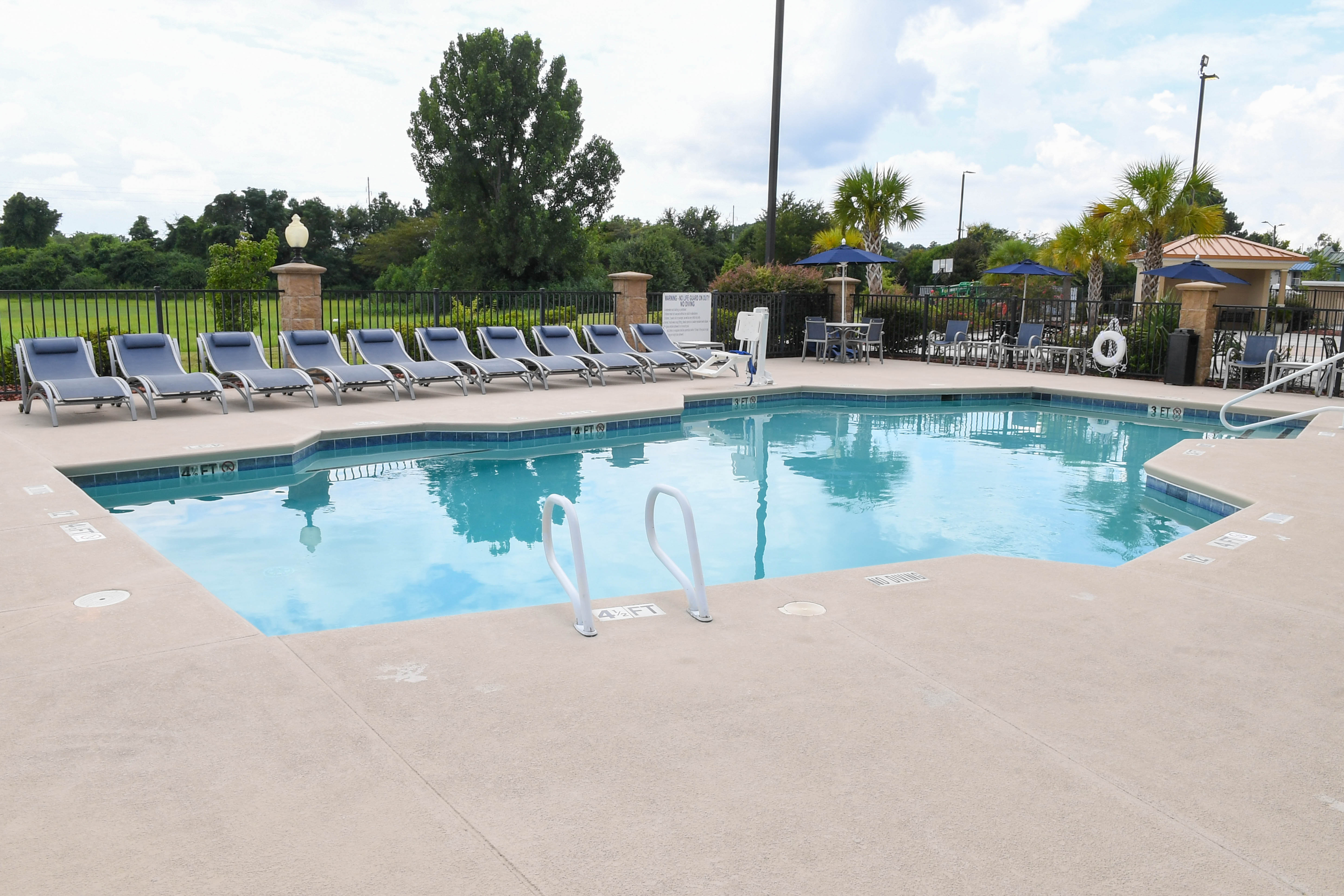 holiday inn conference center valdosta by ihg