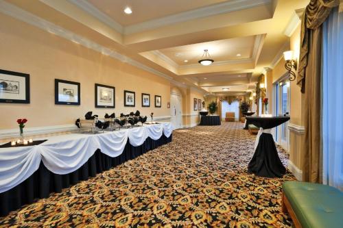 holiday inn conference center valdosta by ihg